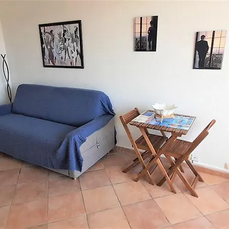 121, Heliopolis K Au Village Naturiste * Агд