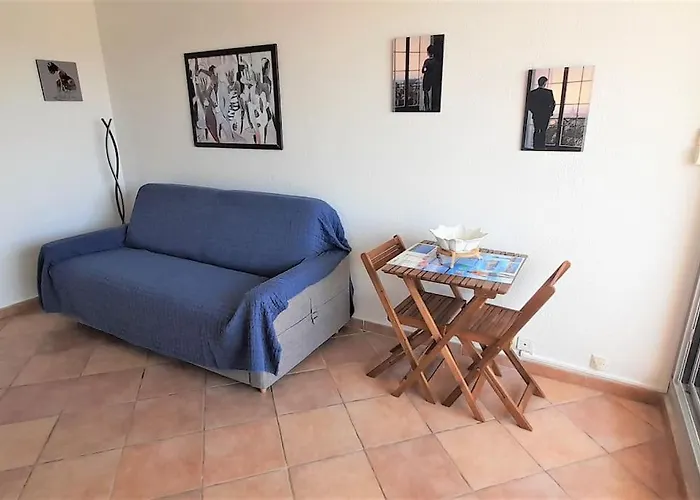 121, Heliopolis K Au Village Naturiste * Агд
